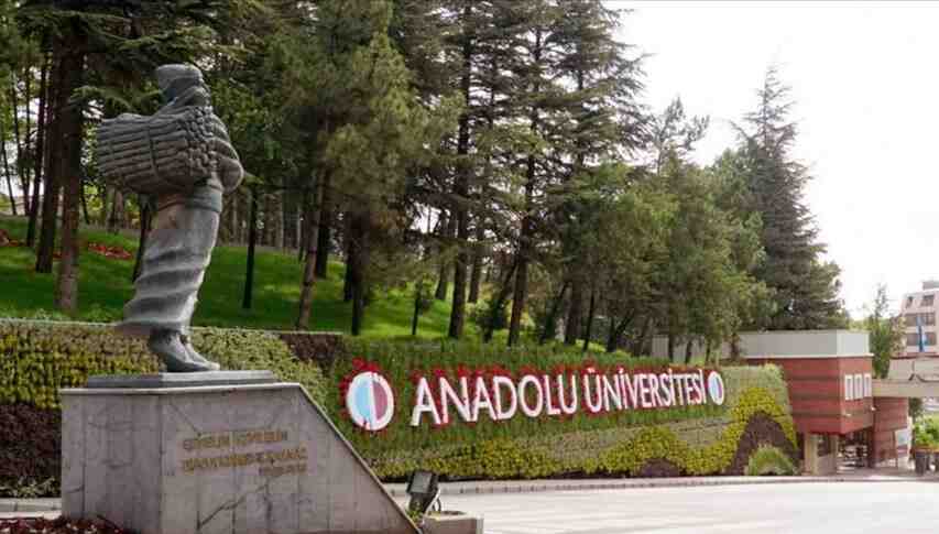  Anadolu Üniversitesi (AÜ),